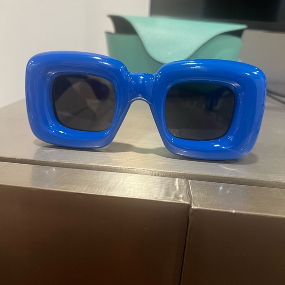 Loewe Releases Inflated Sunglasses - Picture 1 of 6